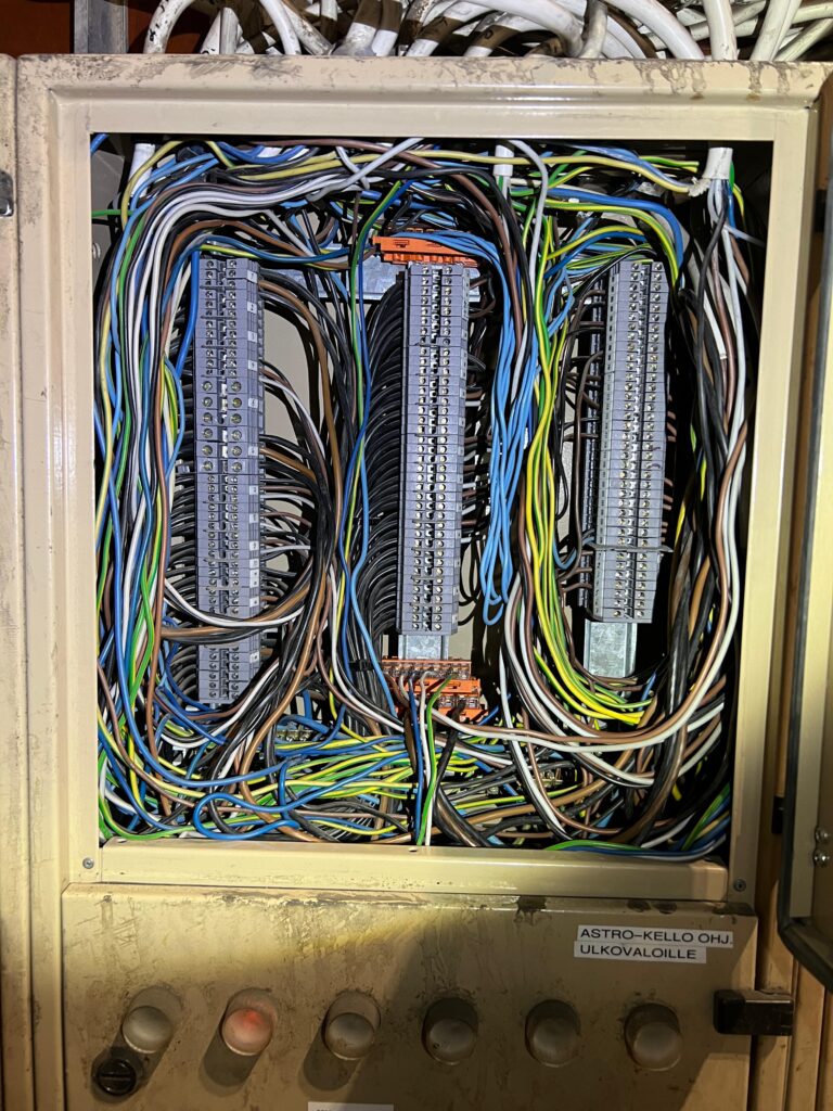 sähkökeskus
